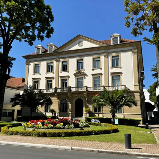 Descubra o Hotel Estoril
