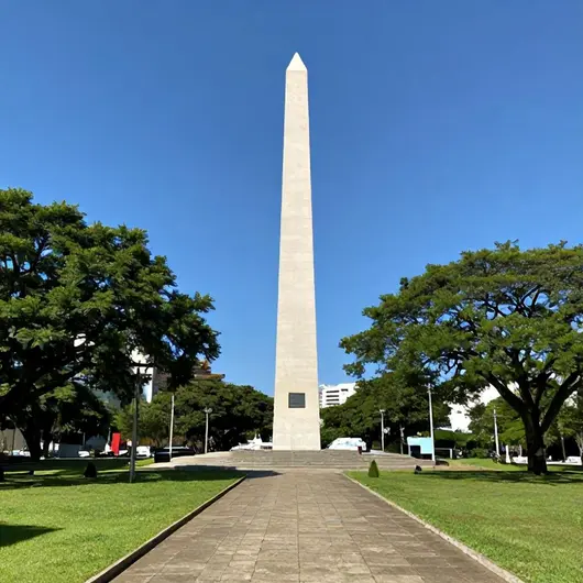 Descubra o Obelisco de Pelotas