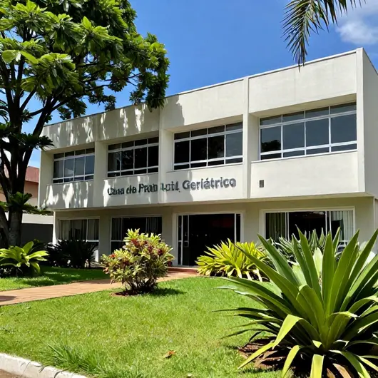 Casa de Prata Residencial Geriátrico: Cuidados e Conforto